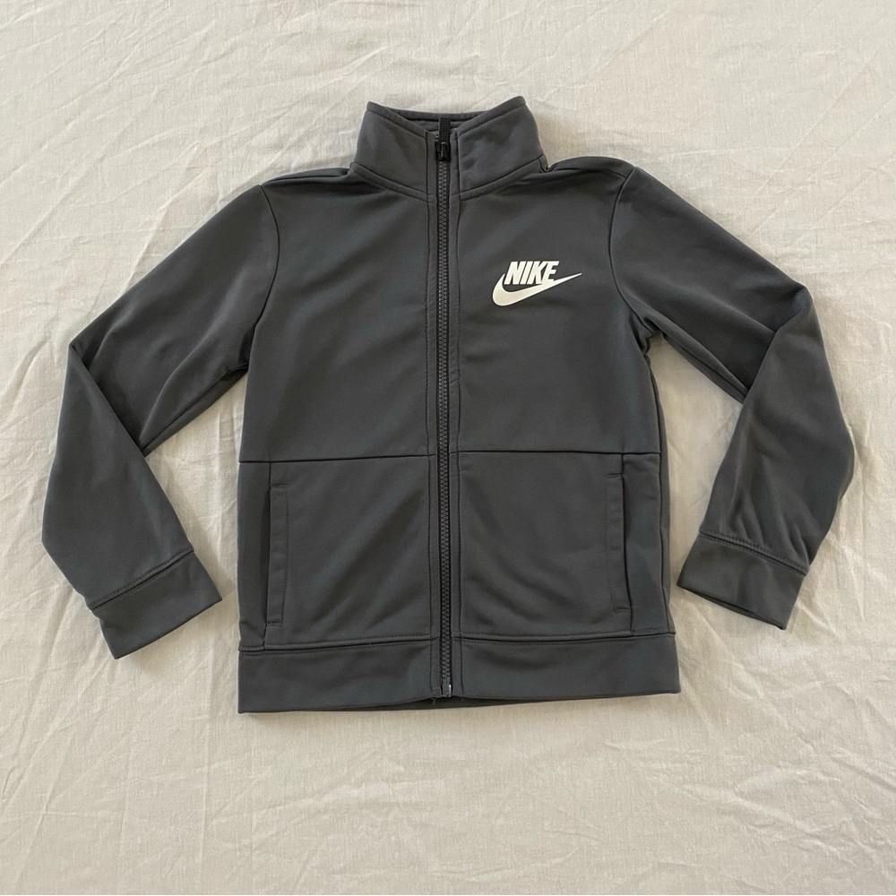 Nike Boys Sweater Grey 4-5 Years